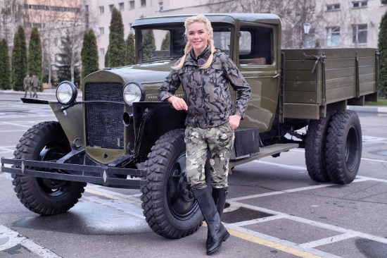 Анастасия Трегубова вышла из декретного отпуска и снова увлеклась машинами