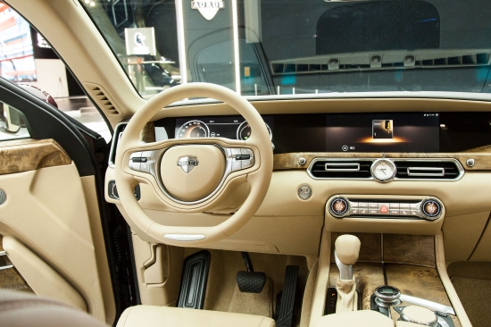 Мировая премьера российских автомобилей класса люкс AURUS SENAT и AURUS SENAT Limousine