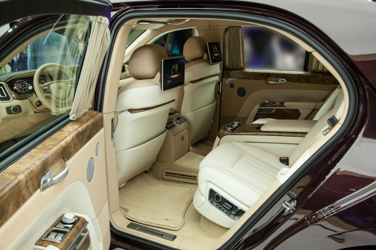 Мировая премьера российских автомобилей класса люкс AURUS SENAT и AURUS SENAT Limousine