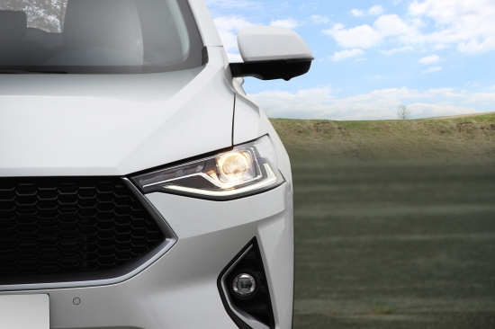 В РОССИИ состоялась премьера молодежного кроссовера HAVAL F7