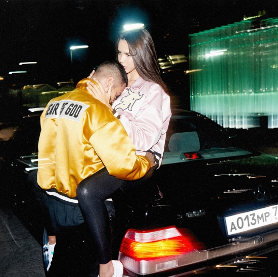 Тимати и Анастасия Решетова устроили битву совместных фотографий