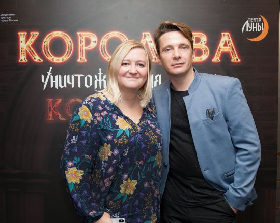 Главный редактор musecube.orc, поэт-песенник Александр Ковалев и главный редактор портала Life-InStyle.com Надежда Вавржина 