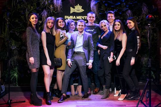В ресторане «Рыба Мечты» вручили премию «ТОП-100 по версии Popcake.tv»