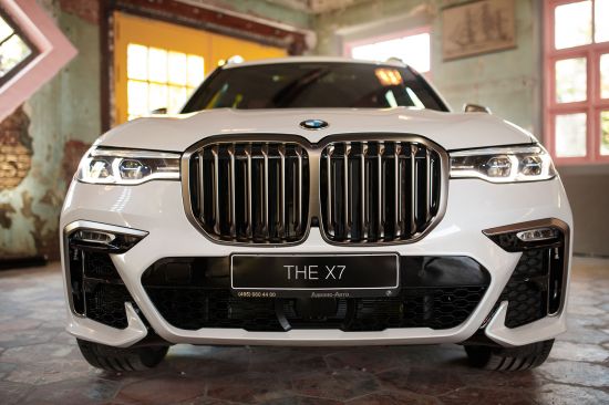 BMW – это масштаб: Адванс-Авто провел прием для VIP-гостей и представил новые модели BMW X7 и BMW 7 серии на площадке Loft #4