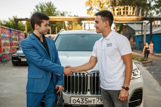BMW – это масштаб: Адванс-Авто провел прием для VIP-гостей и представил новые модели BMW X7 и BMW 7 серии на площадке Loft #4