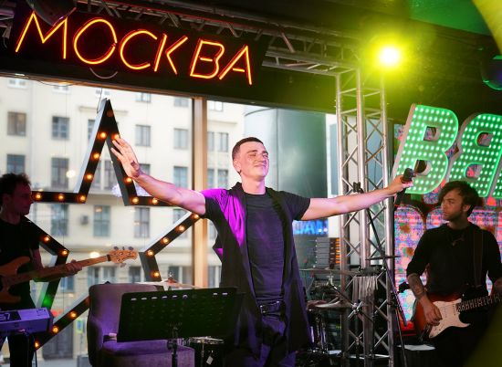 Сергей Пенкин зажигал на танцполе под песни Максима Бурматова 