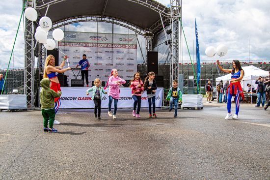 ПРИ ПОДДЕРЖКЕ CASTROL ПРОШЕЛ II-Й ЭТАП MOSCOW CLASSIC GRAND PRIX 2019