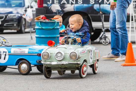ПРИ ПОДДЕРЖКЕ CASTROL ПРОШЕЛ II-Й ЭТАП MOSCOW CLASSIC GRAND PRIX 2019