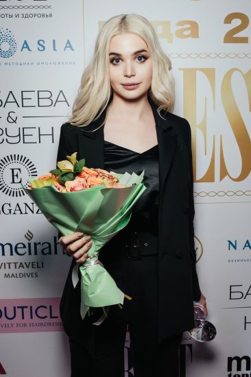 Журнал MODA topical и Центр Красоты и Здоровья Best представили 10-ю ежегодную звездную премию «Прорыв Года 2019»!