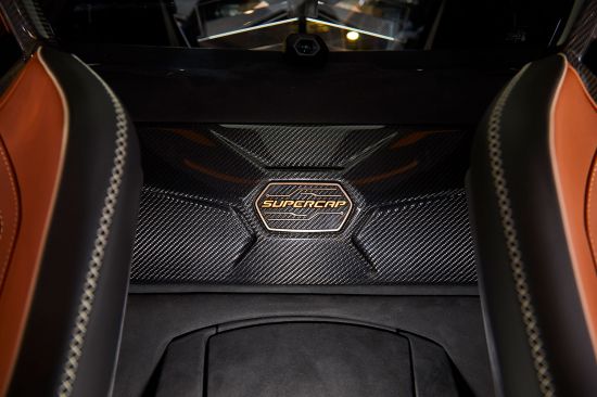 Компания Lamborghini и Массачусетский технологический институт патентуют новую технологию для производства суперконденсаторов