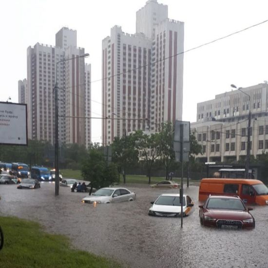 Море само пришло к нам в Москву