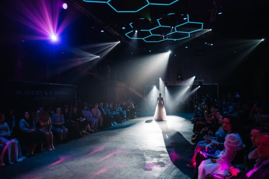 Показ дизайнеров на Fashion Day Academy Kaurtseva