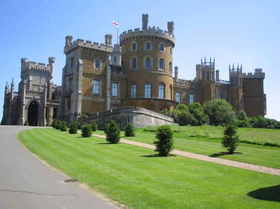 Belvoir Castle был перестроен после пожара, случившегося во время Английской гражданской войны (1642-1651)