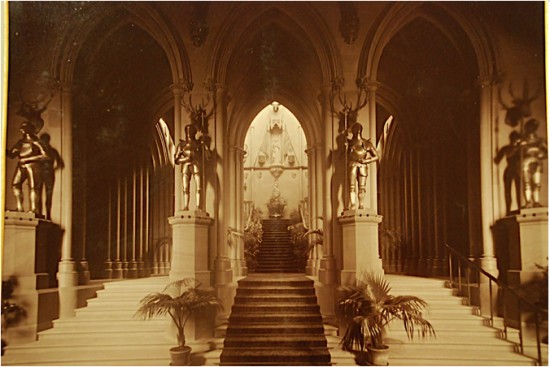 Дворец Lowther Castle