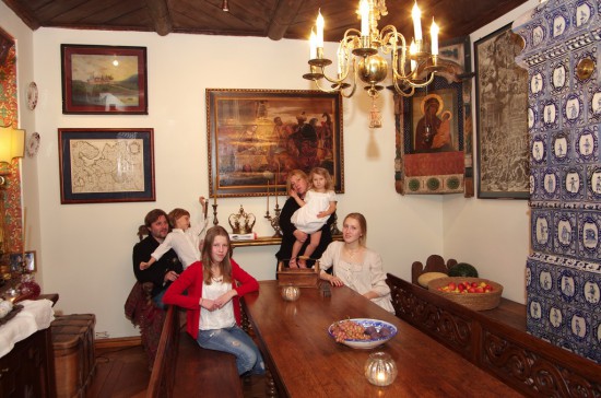 Квартира Ивана Глазунова.
