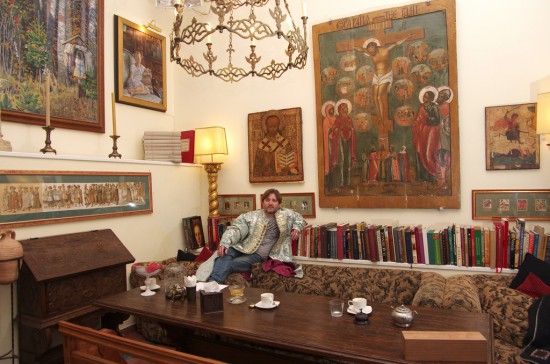 Квартира Ивана Глазунова.