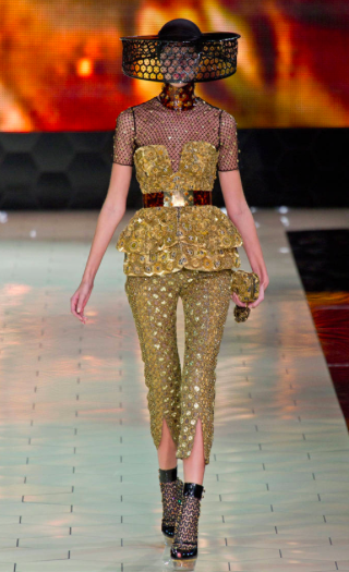 Alexander McQueen. Модные ремни весна-лето 2013