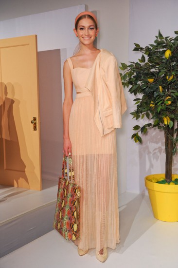 Alice + Olivia. Пастельный и беж 
