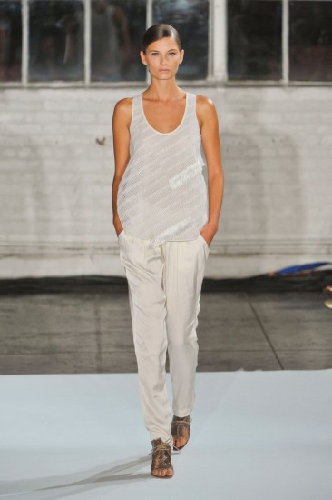 Altuzarra. Оттенок льда