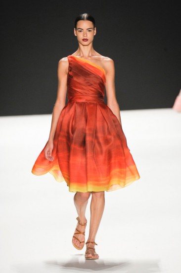 Naeem Khan. Оранжевый