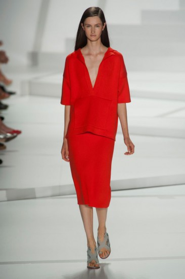Lacoste. Красный
