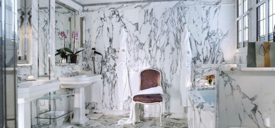 Ванная комната. Отель Le Meurice 