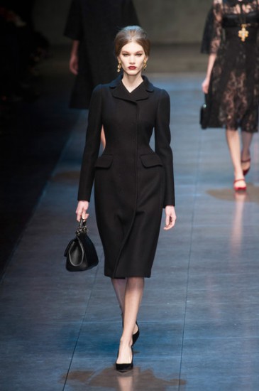 Dolce Gabbana представили костюмы и пальто в стиле ретро, подчеркивающие талию. Тенденции моды: Осень 2013-Зима 2014 (часть 1)