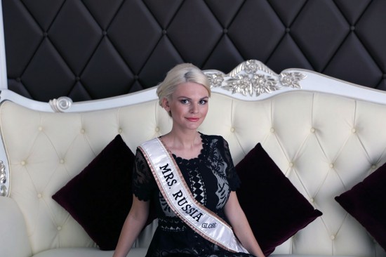 MRS.CLOBE 2013