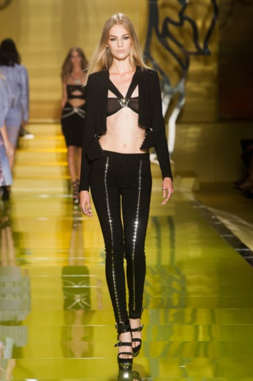 Versace. Джинсовые тренды Весна/Лето-2014