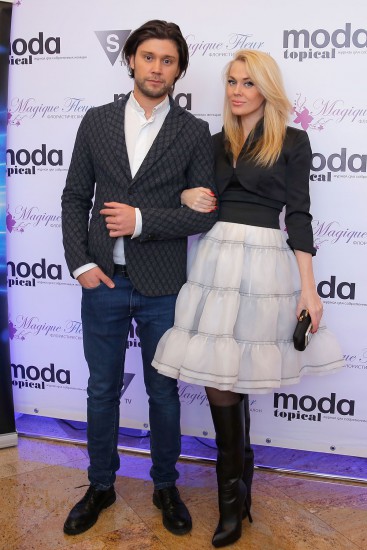 Журнал MODA topical назвал лучшие звездные пары 2013 года!