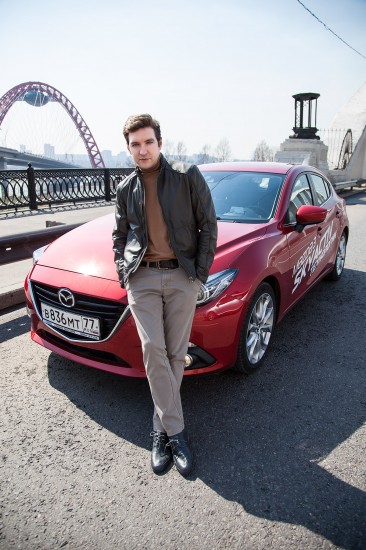 Тест драйв Mazda 3 с Ильей Викторовым: «В аварии меня спасла машина»!