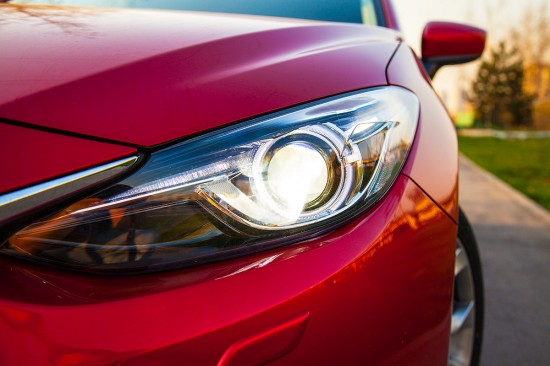 Тест драйв Mazda 3 с Ильей Викторовым: «В аварии меня спасла машина»!