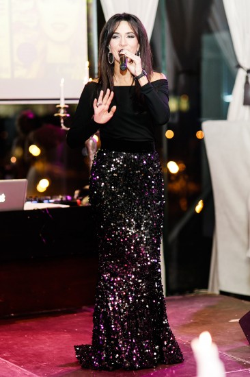 Выступление певицы Зары. IV-ая церемония награждения ежегодной звездной премии 