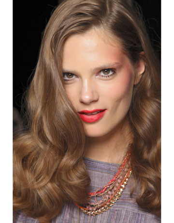 Anna-Sui-hair-trends-ss12
