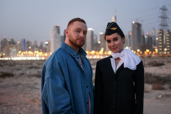 Лёша Свик  представил свой новый клип на песню «Самолеты» с актрисой Кристиной Ануфриевой