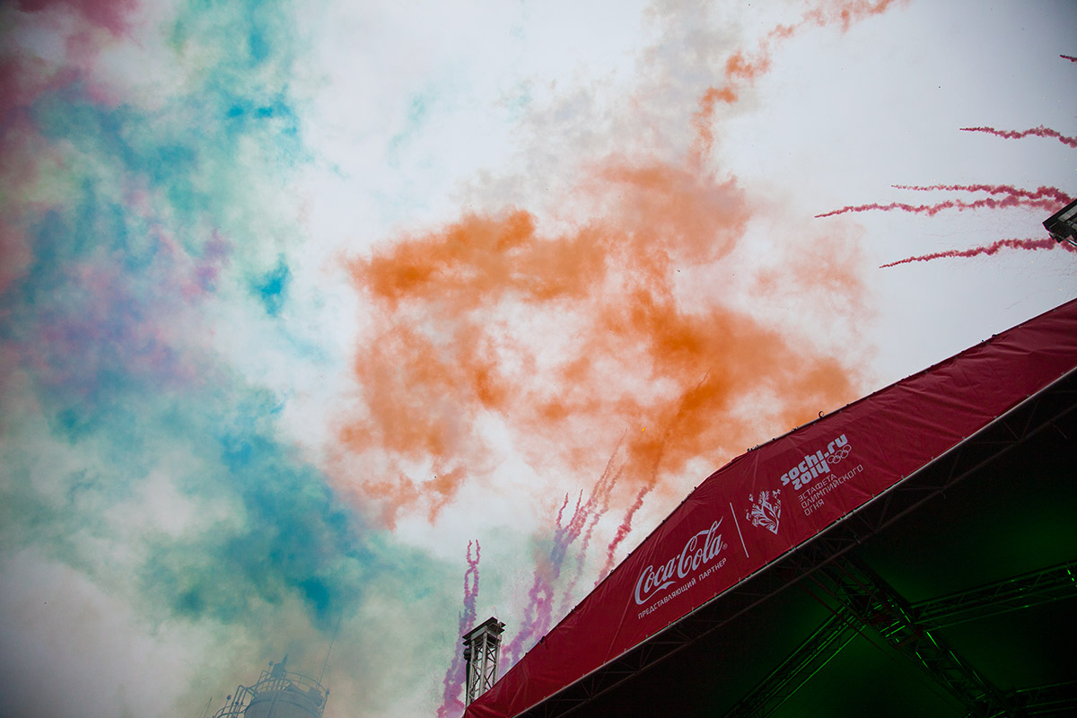 На Московском заводе Coca-Cola Hellenic состоялась Остановка Олимпийского огня «Сочи 2014»!