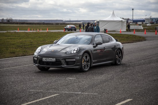 Тест-драйв легенды: новый Porsche Panamera